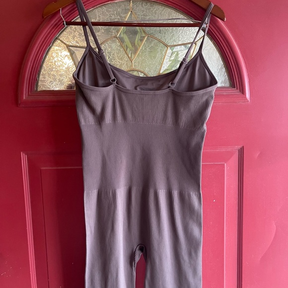 Brand New Elegant Brown Jumpsuit with flare bottoms - Picture 6 of 8